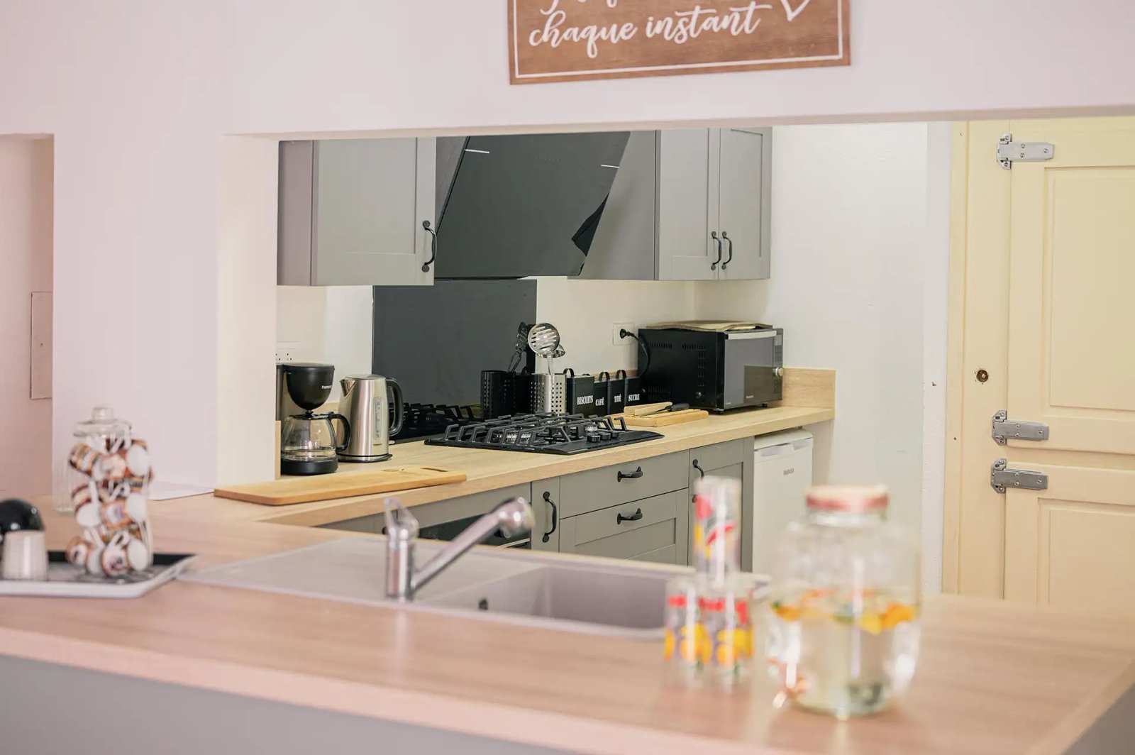 Cuisine équipée des chambres d'hôtes Ô Vieux Moulin à Duras